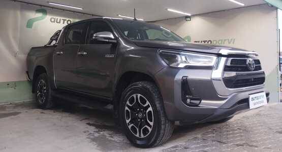 TOYOTA HILUX 2.8 D-4D TURBO DIESEL CD SRX 4X4 AUTOMÁTICO TOYOTA HILUX 2.8 D-4D TURBO DIESEL CD SRX 4X4 AUTOMÁTICO